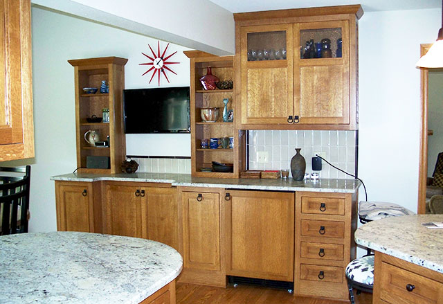 Custom kitchen cabinets 